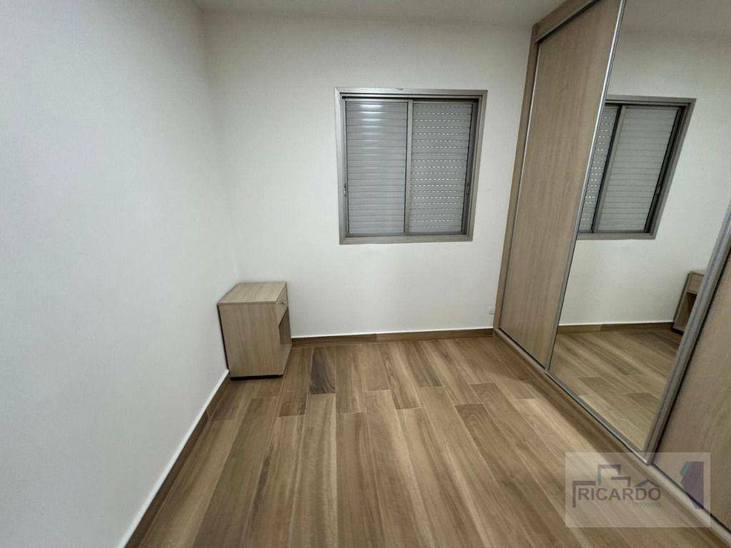 Apartamento para alugar com 3 quartos, 90m² - Foto 34