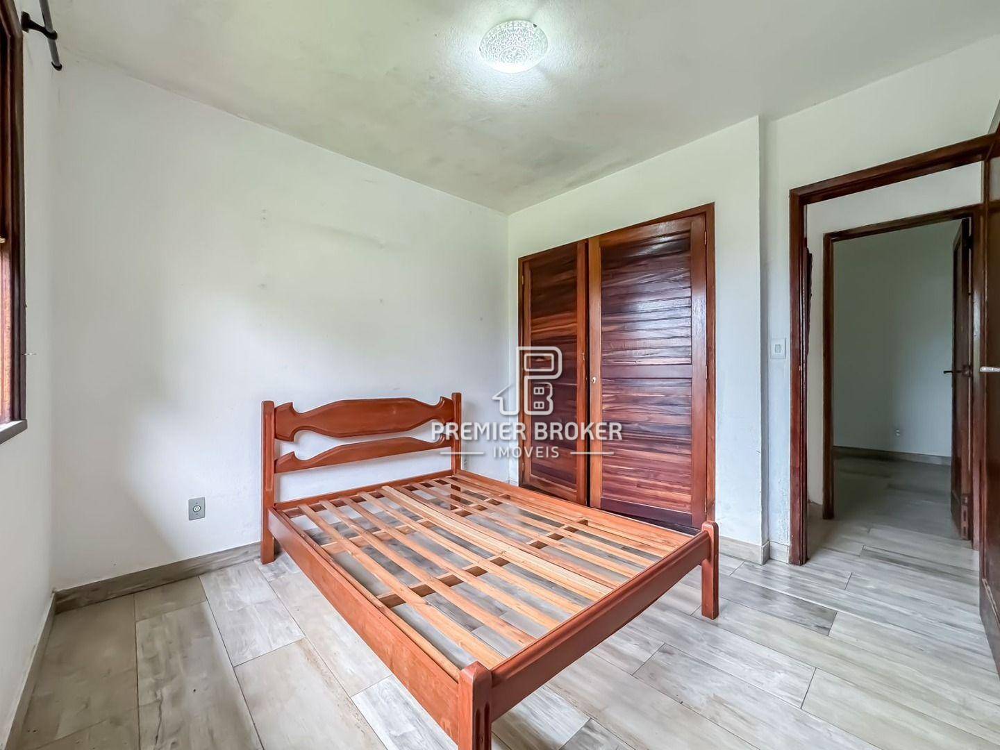 Casa à venda com 3 quartos, 100m² - Foto 13