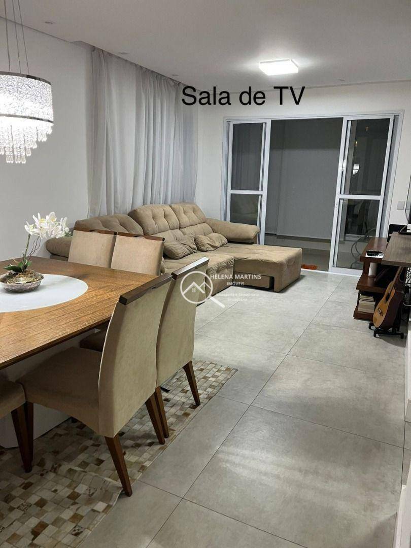 Apartamento à venda com 3 quartos, 130m² - Foto 4