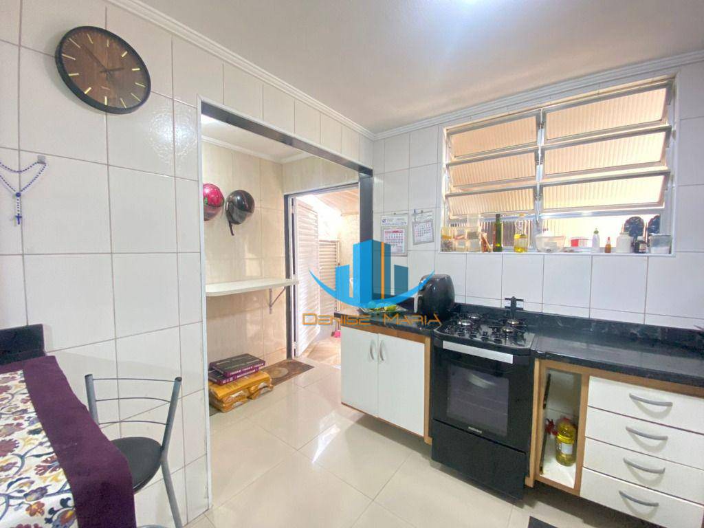 Apartamento à venda com 2 quartos, 72m² - Foto 18