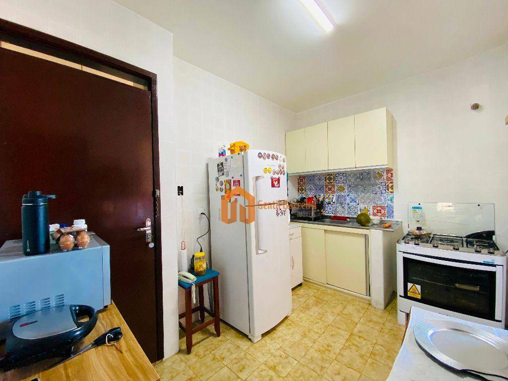 Apartamento à venda com 3 quartos, 113m² - Foto 6