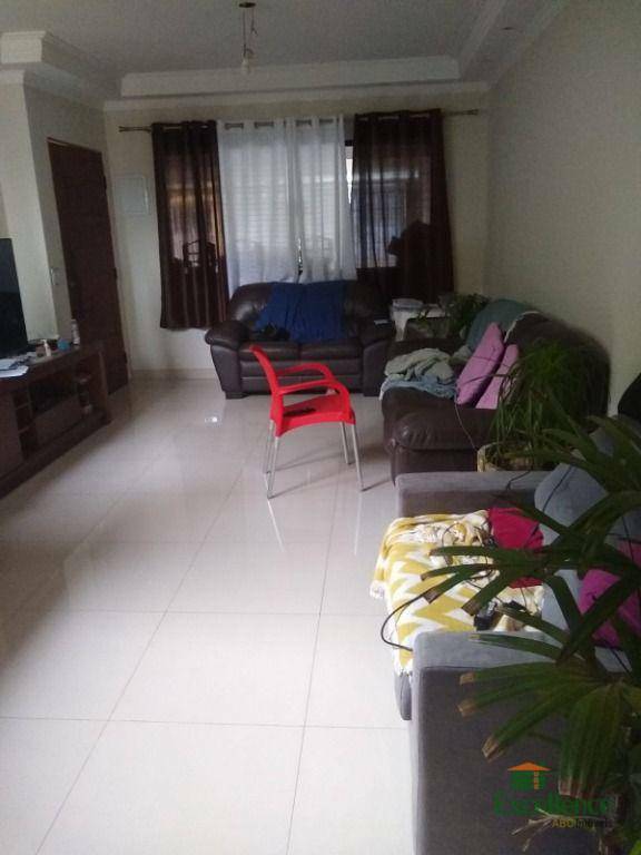 Casa à venda com 1 quarto, 250m² - Foto 1