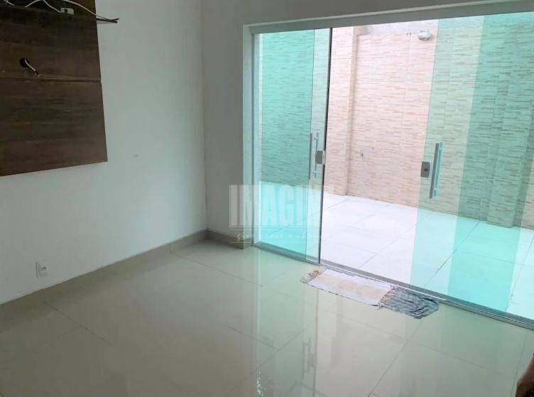 Casa à venda com 4 quartos, 280m² - Foto 5