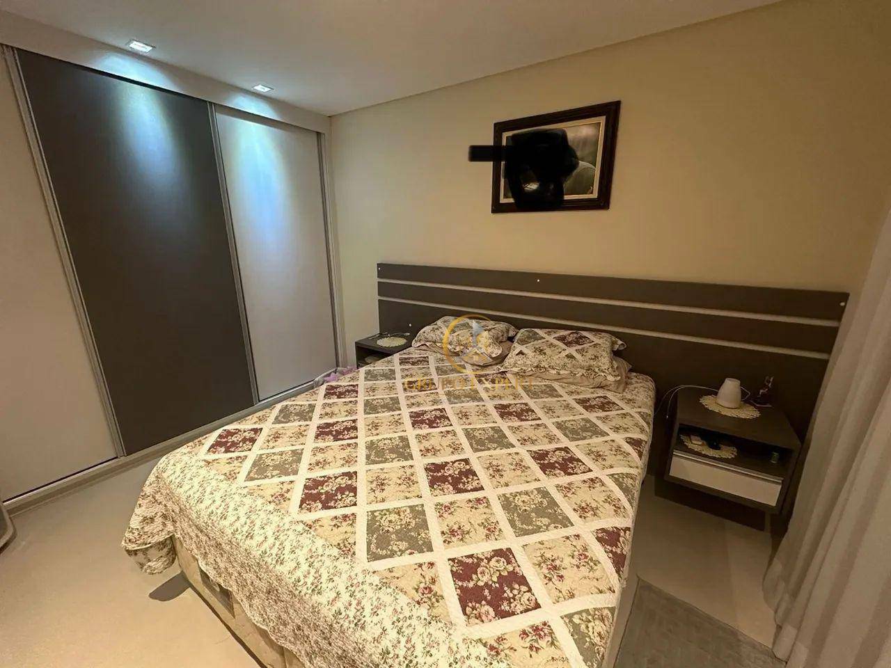 Apartamento à venda com 3 quartos, 111m² - Foto 12