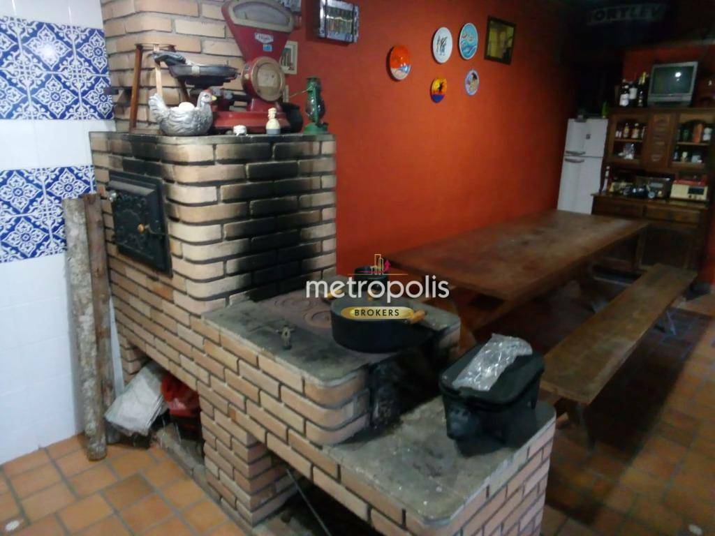 Sobrado à venda com 2 quartos, 200m² - Foto 20