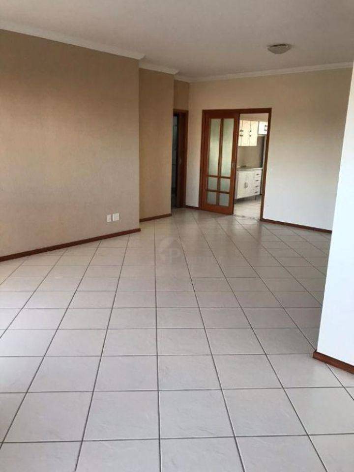 Apartamento à venda com 3 quartos, 157m² - Foto 4