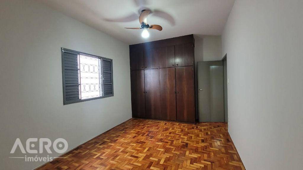 Casa à venda com 3 quartos, 183m² - Foto 6