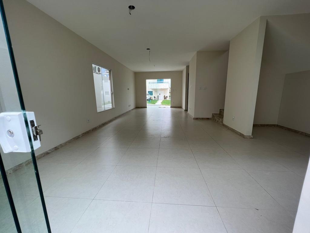 Casa à venda com 4 quartos, 170m² - Foto 17