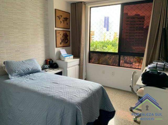 Apartamento à venda com 4 quartos, 253m² - Foto 10