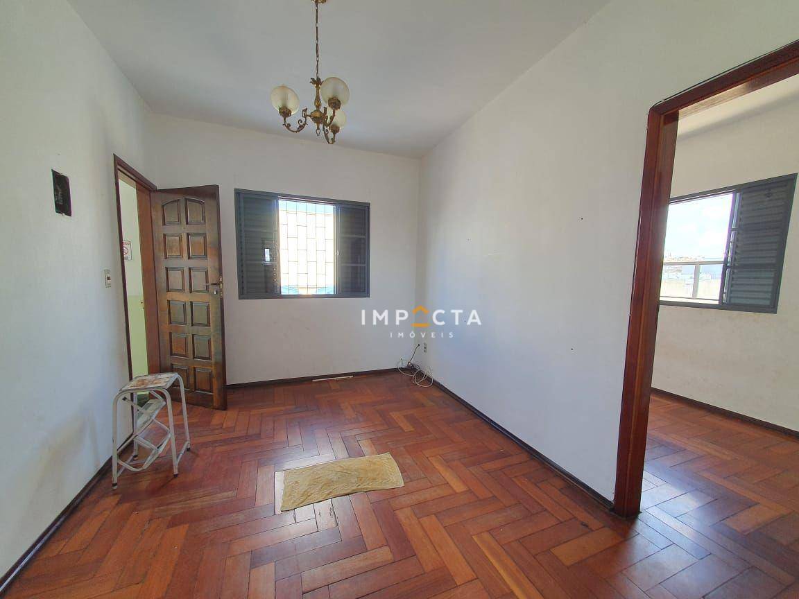 Apartamento à venda com 3 quartos, 90m² - Foto 4