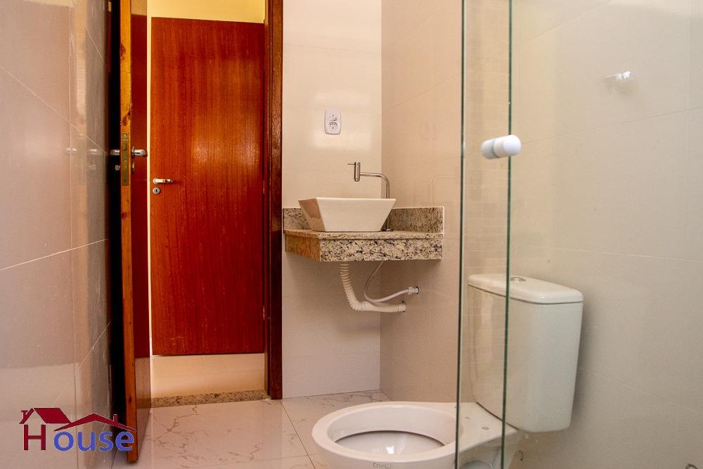 Casa à venda com 3 quartos, 99M2 - Foto 4