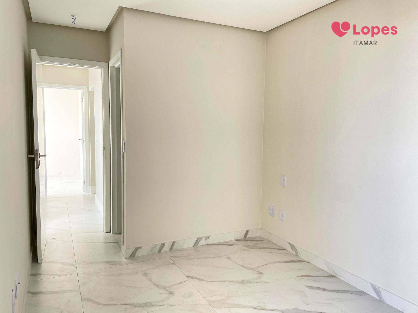 Apartamento à venda com 3 quartos, 115m² - Foto 16