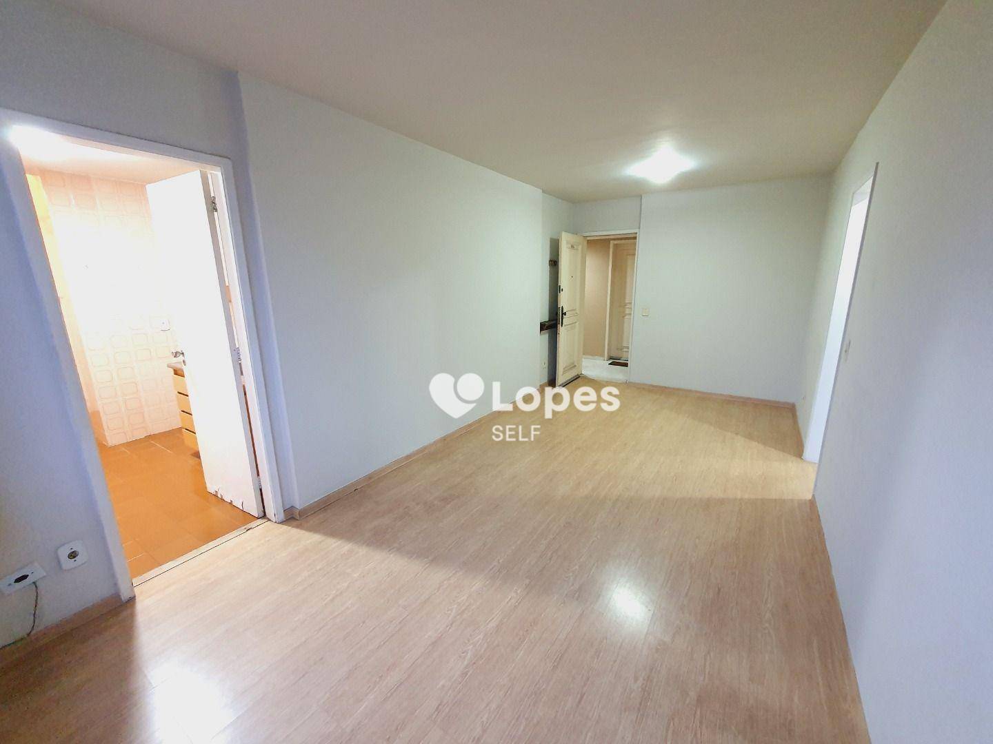 Apartamento à venda com 1 quarto, 53m² - Foto 3