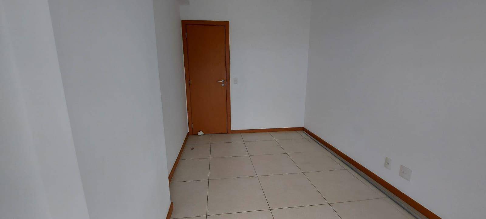 Apartamento à venda com 3 quartos, 106m² - Foto 7