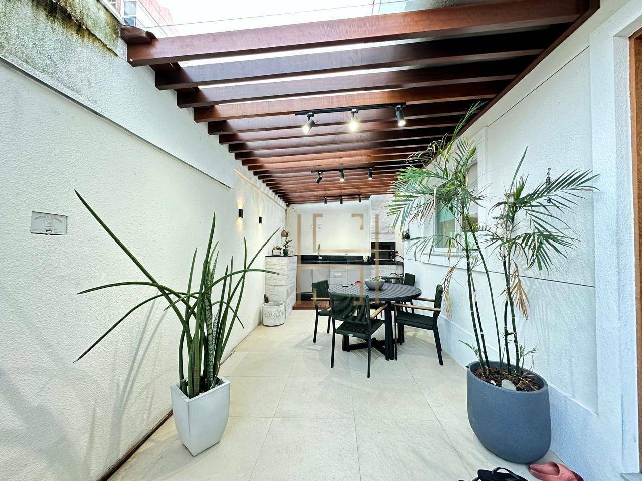 Casa à venda com 4 quartos, 170m² - Foto 29
