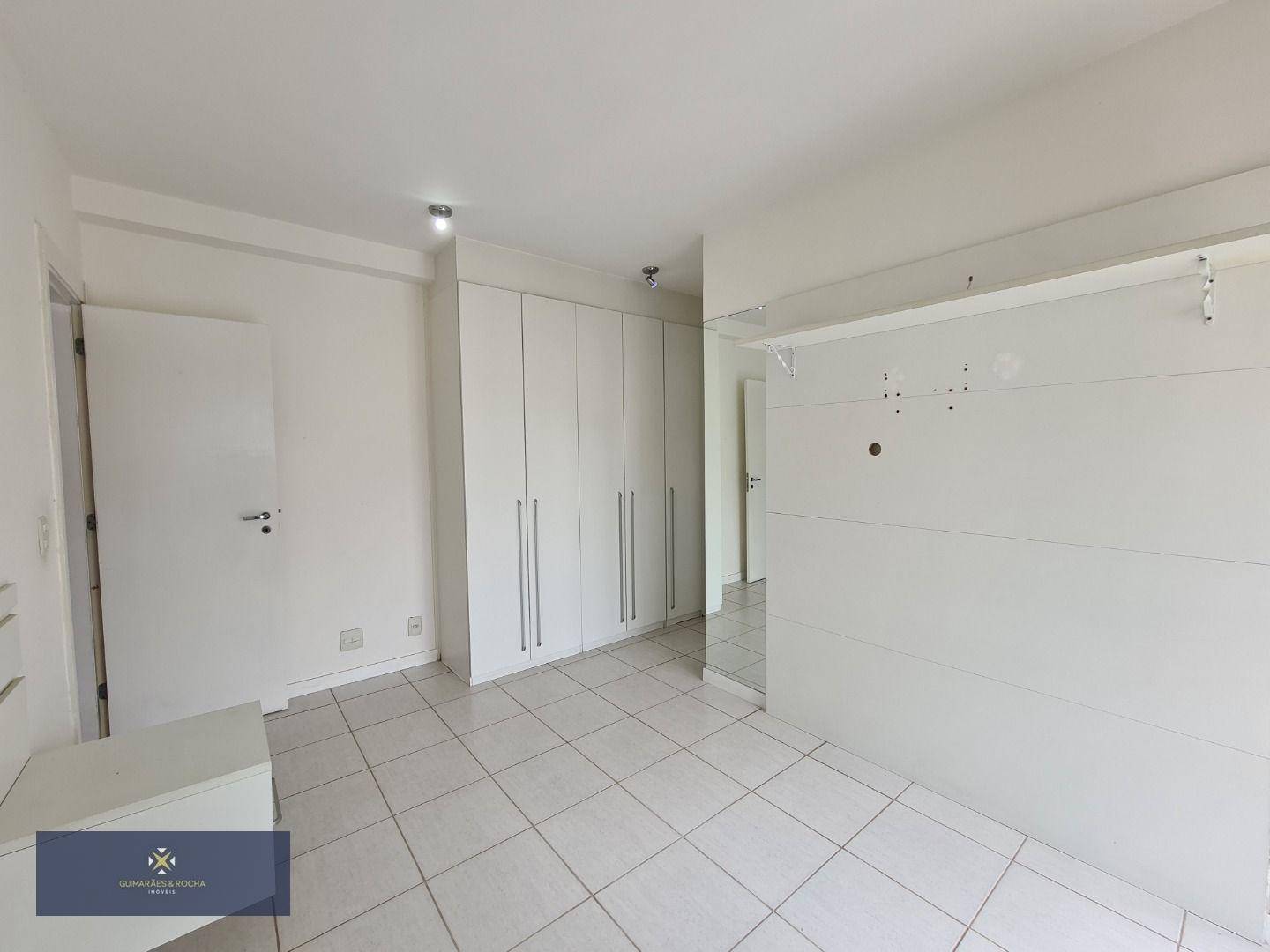 Apartamento à venda com 2 quartos, 77m² - Foto 9