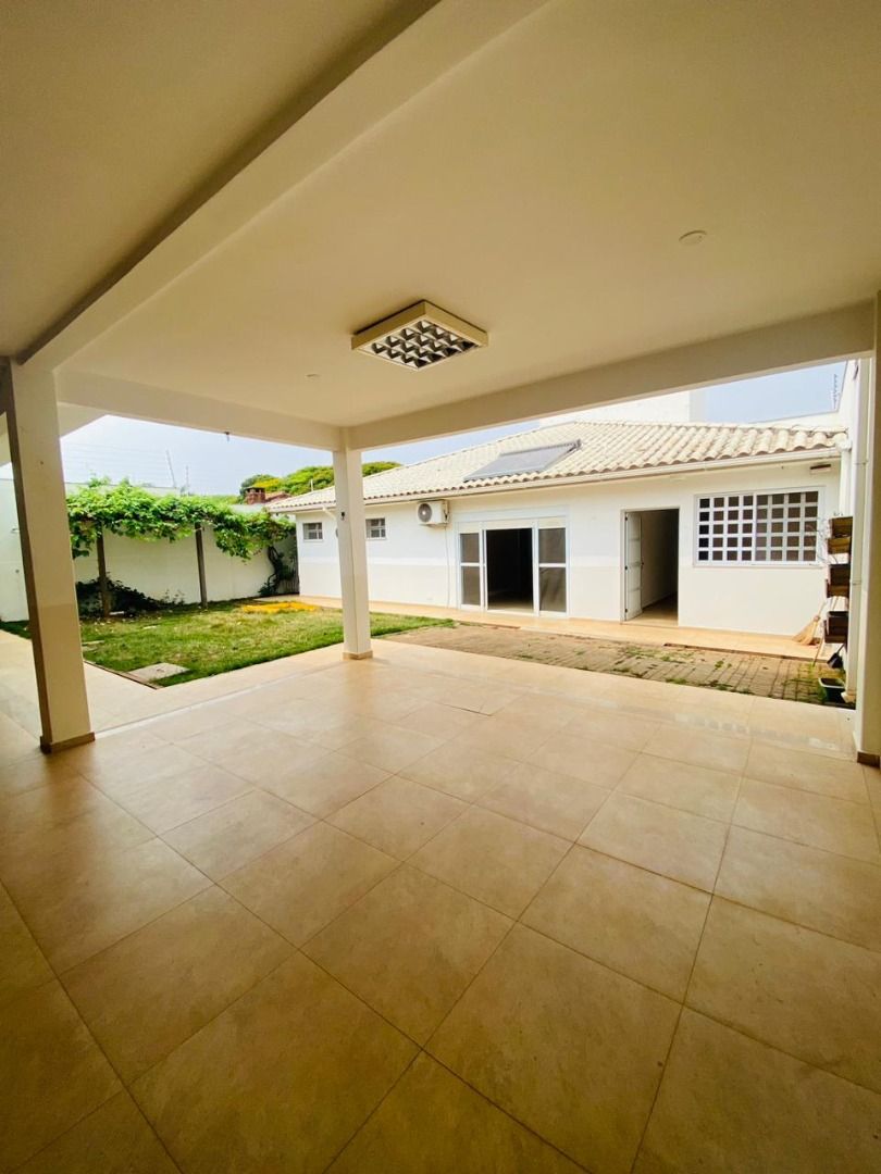 Casa à venda com 4 quartos, 327m² - Foto 25