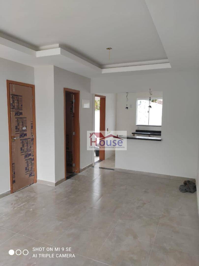 Casa à venda com 2 quartos, 81m² - Foto 15