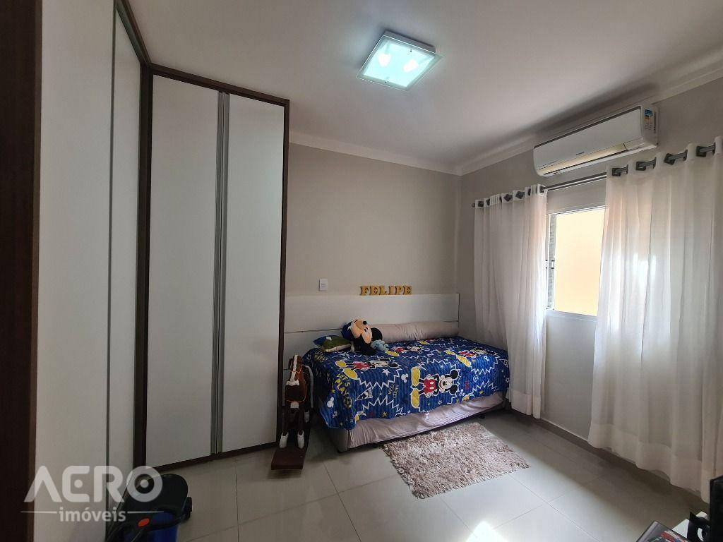 Casa de Condomínio à venda com 3 quartos, 220m² - Foto 8