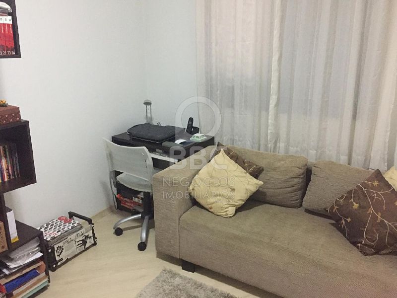 Apartamento à venda com 2 quartos, 67m² - Foto 2