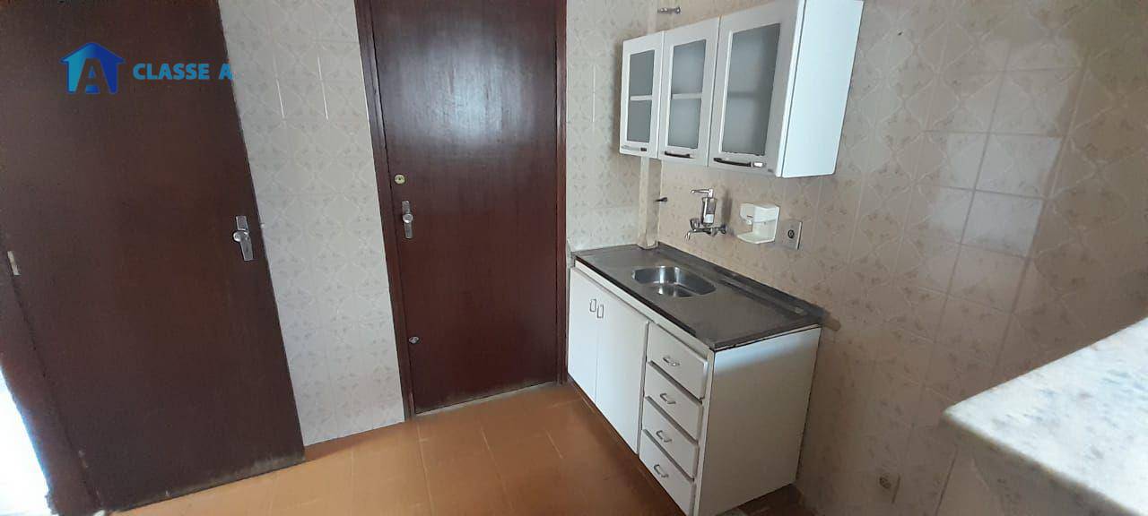 Apartamento à venda com 3 quartos, 85m² - Foto 14