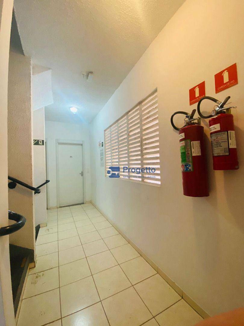 Apartamento à venda com 2 quartos, 44m² - Foto 19