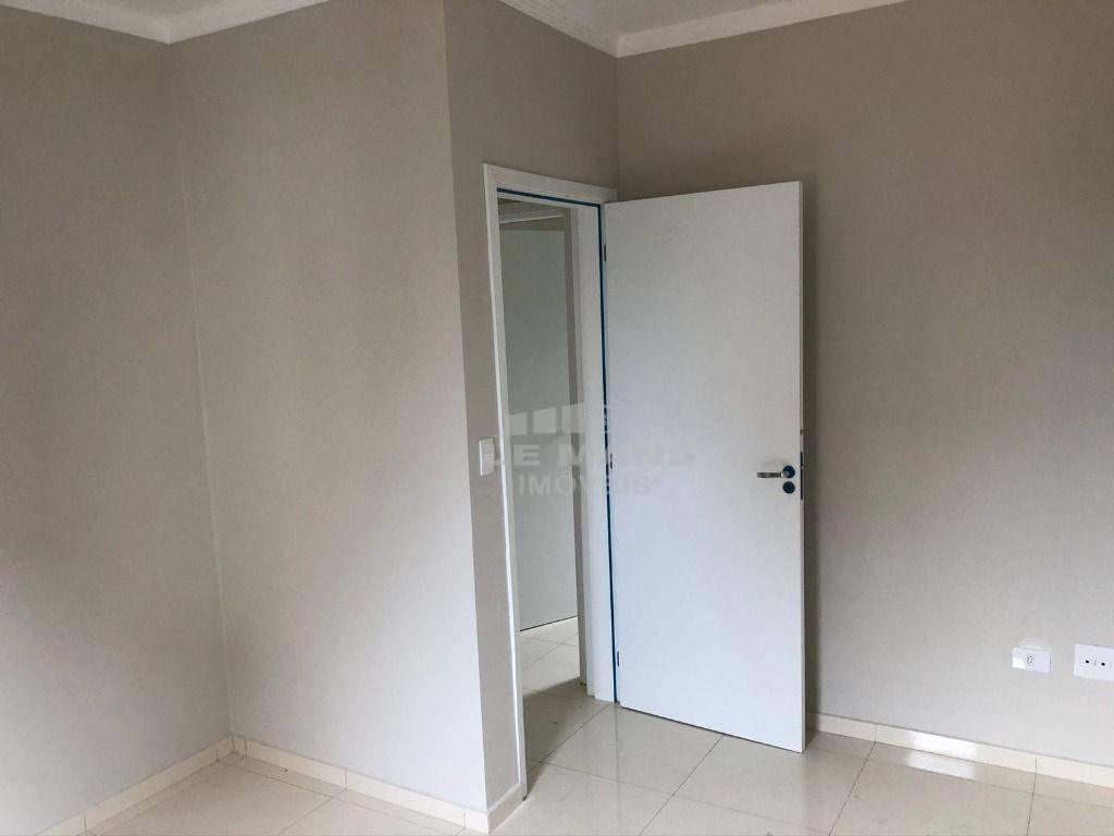 Apartamento à venda com 3 quartos, 70m² - Foto 12