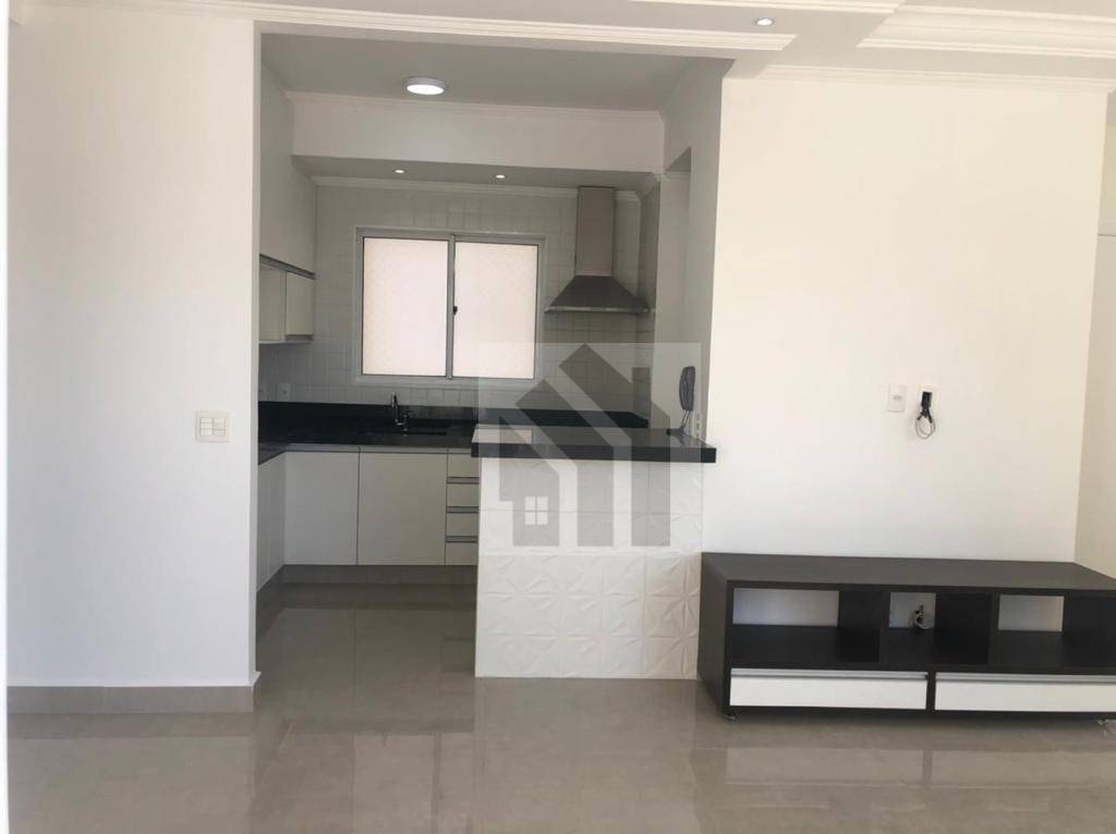 Apartamento à venda com 2 quartos, 67m² - Foto 11