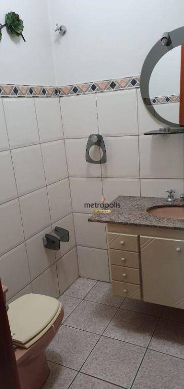 Casa à venda com 4 quartos, 232m² - Foto 11