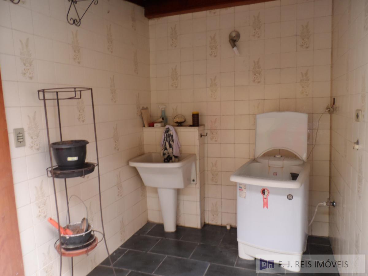 Casa à venda com 2 quartos, 200m² - Foto 14