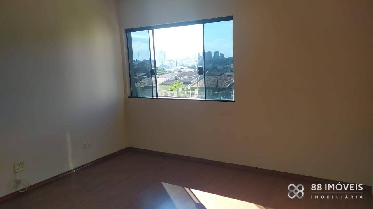 Apartamento à venda com 3 quartos, 57m² - Foto 2