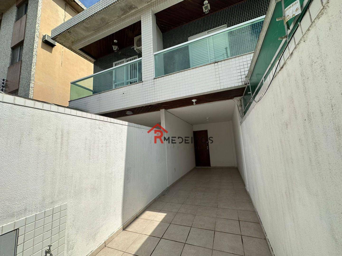 Casa à venda com 3 quartos, 120m² - Foto 2