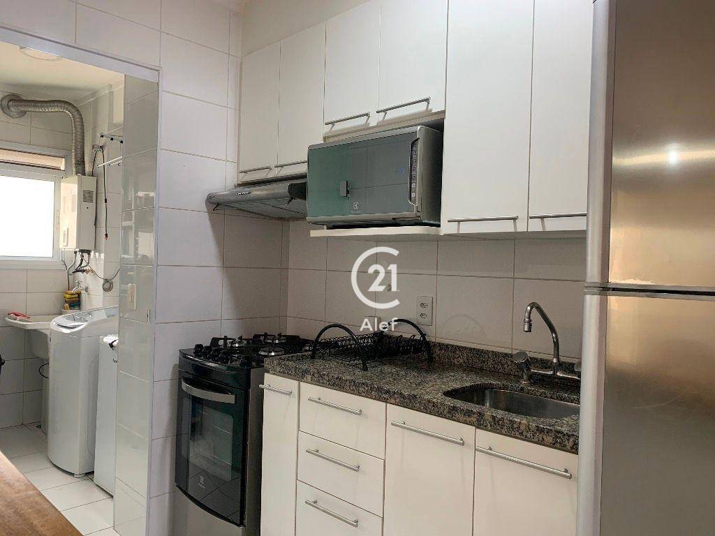 Apartamento à venda com 2 quartos, 67m² - Foto 11