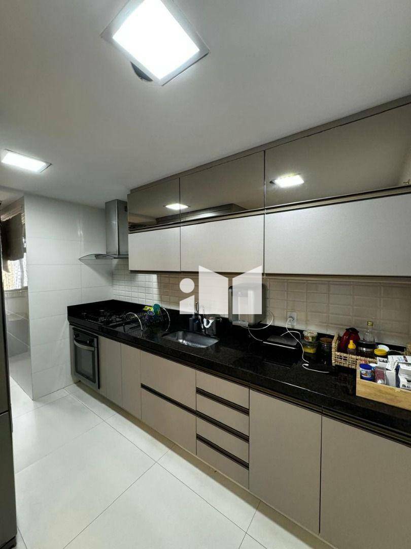 Apartamento à venda com 4 quartos, 130m² - Foto 19