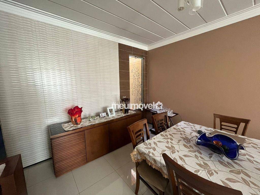 Casa à venda com 3 quartos, 300M2 - Foto 5