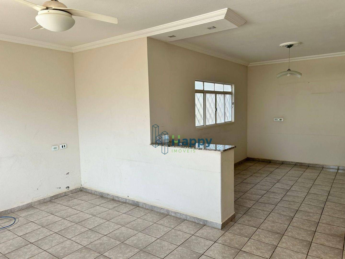 Casa à venda e aluguel com 3 quartos, 192m² - Foto 4