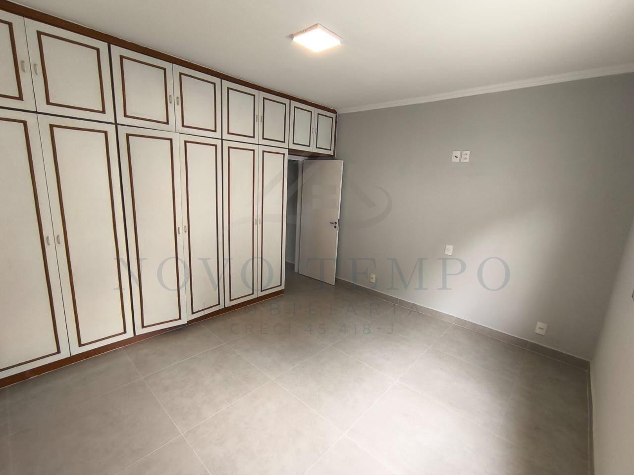 Casa à venda com 4 quartos, 174m² - Foto 10