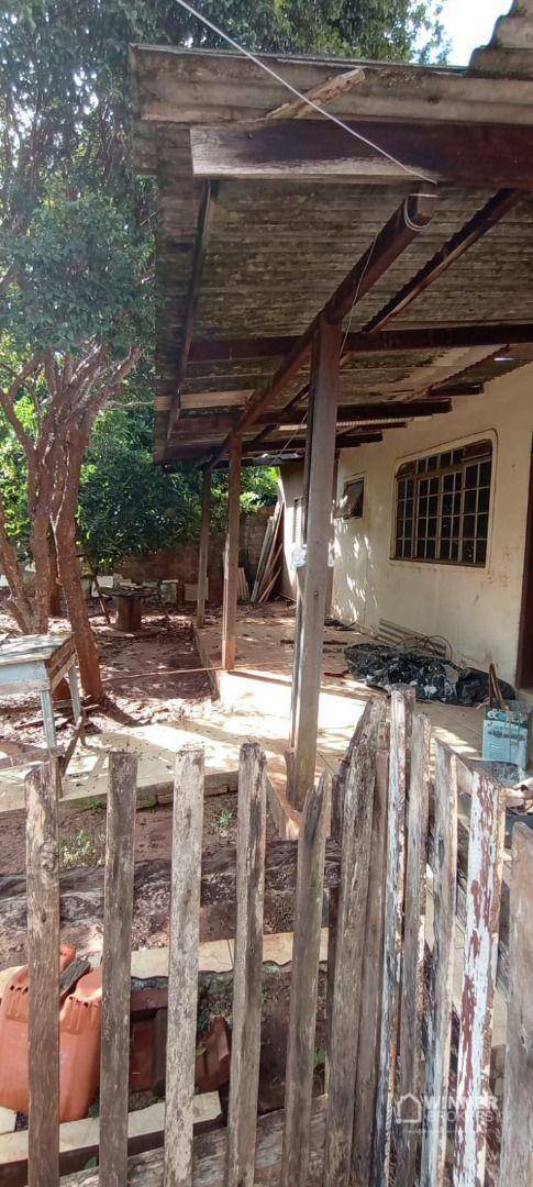 Casa à venda com 4 quartos, 220m² - Foto 15