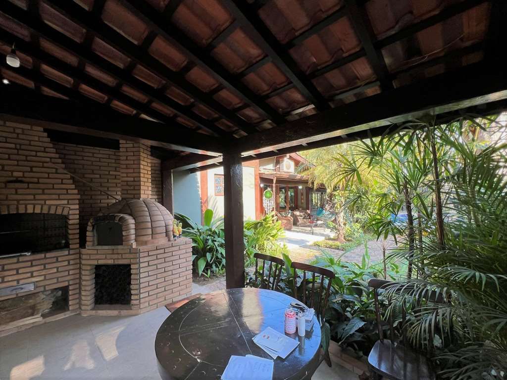 Casa de Condomínio à venda com 4 quartos, 320m² - Foto 23