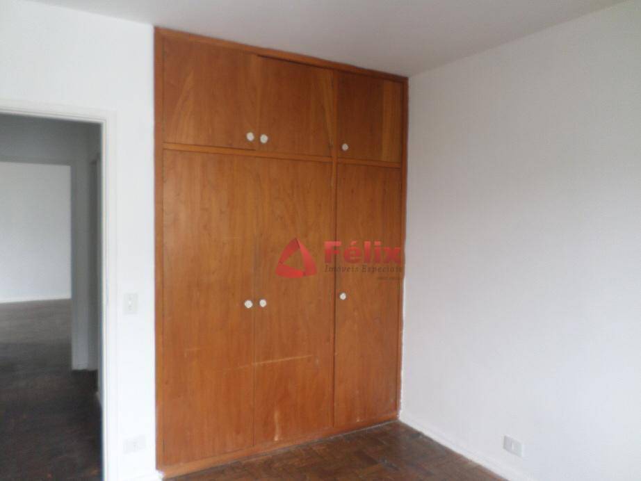 Apartamento à venda com 3 quartos, 146m² - Foto 19