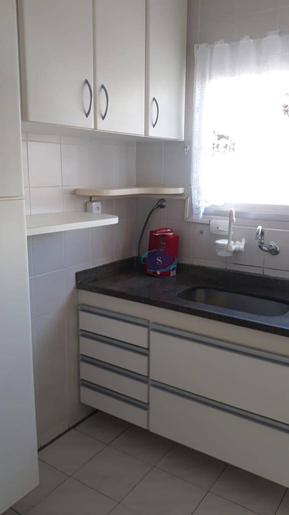 Apartamento à venda com 2 quartos, 62m² - Foto 16