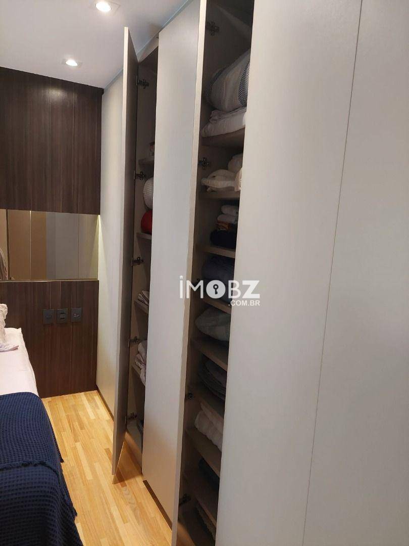 Apartamento à venda com 3 quartos, 141m² - Foto 22