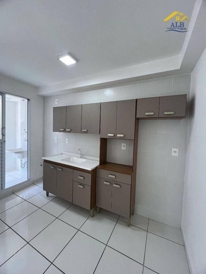 Apartamento para alugar com 2 quartos, 47m² - Foto 4