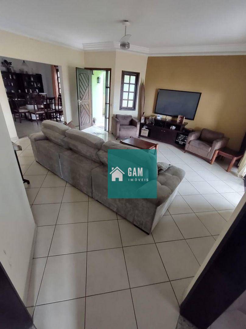 Sobrado à venda com 4 quartos, 200m² - Foto 7