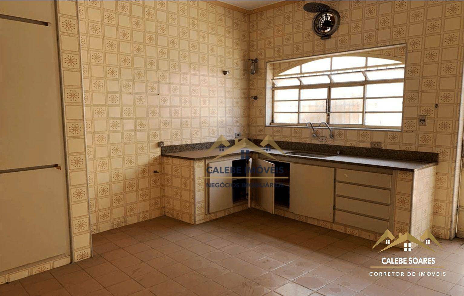 Sobrado à venda com 2 quartos, 168m² - Foto 3