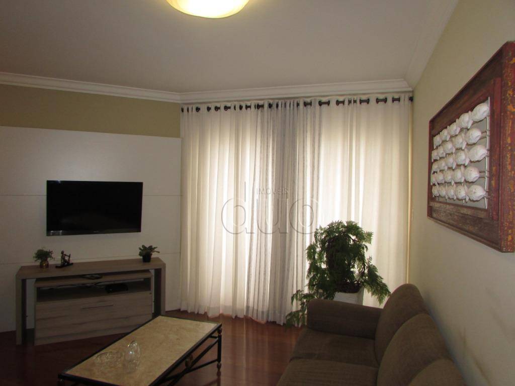 Apartamento à venda com 3 quartos, 138m² - Foto 2