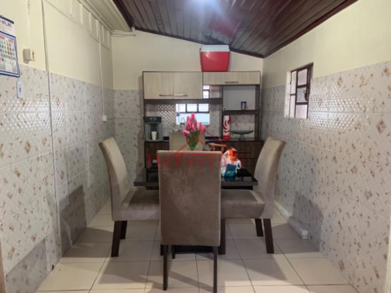 Casa à venda com 2 quartos, 300m² - Foto 7