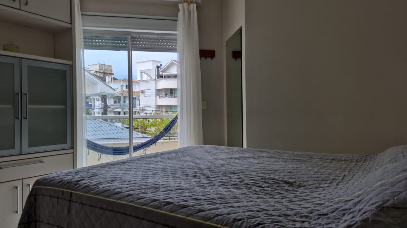 Casa à venda com 3 quartos, 223m² - Foto 23