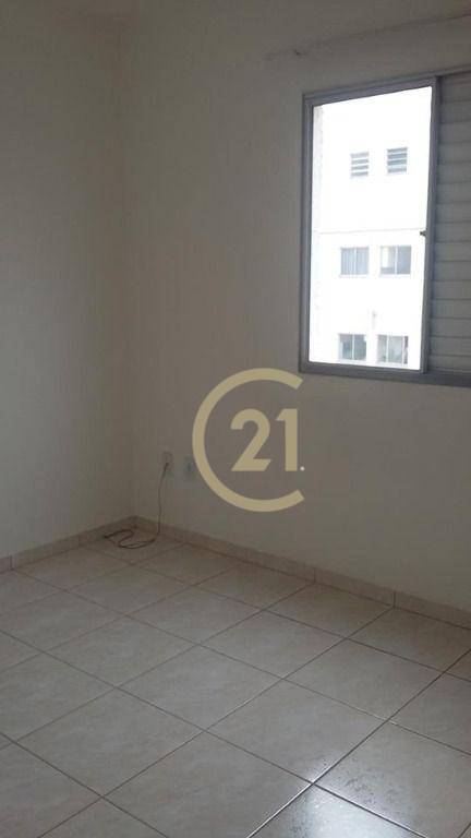 Apartamento à venda com 2 quartos, 62m² - Foto 11