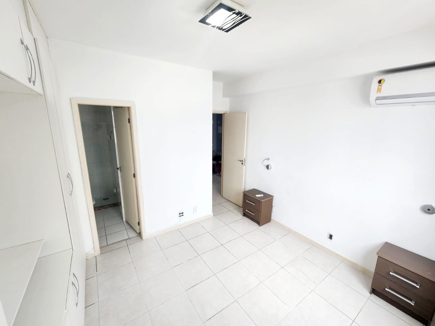 Apartamento à venda com 2 quartos, 83m² - Foto 18